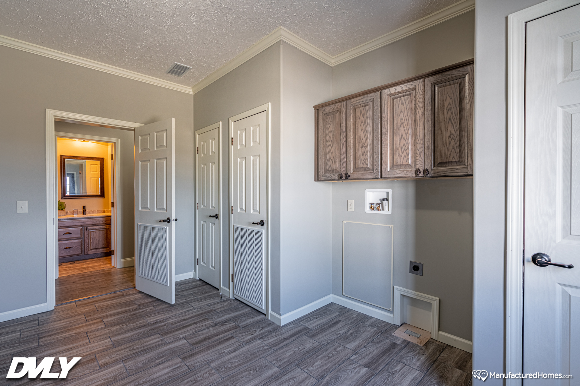 Deer Valley Series Briarritz DVT7204B Lot 4 For Sale by Family Dream